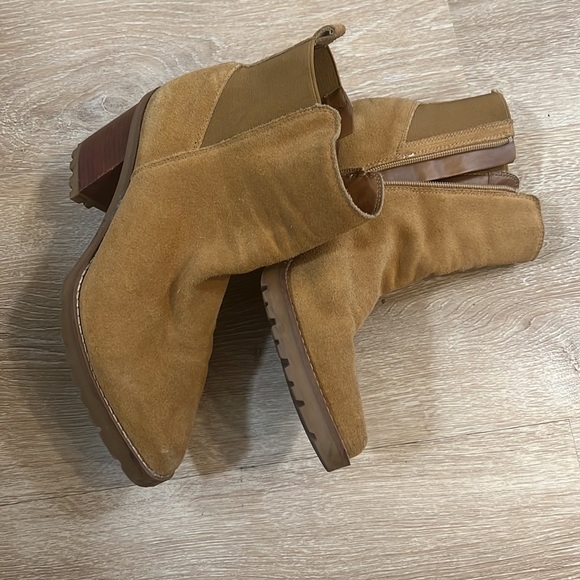 Lightly worn Franco Sarto Heeled Boots - Picture 3 of 3